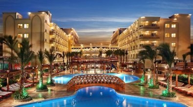 AMC ROYAL RESORT 5